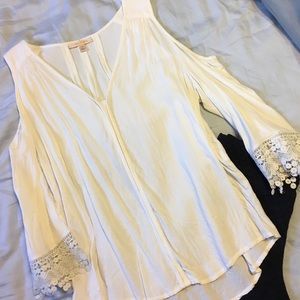Skies are Blue Cold Shoulder Lace Detail top